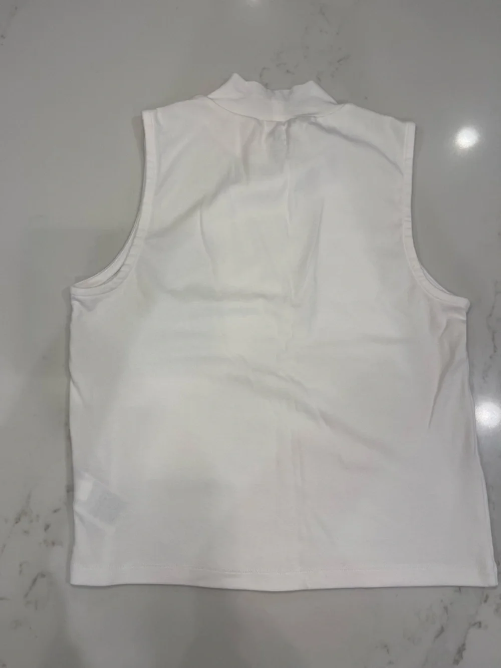 NWOT GAP Sleeveless Mock Neck Tank Top - White - Picture 6 of 12